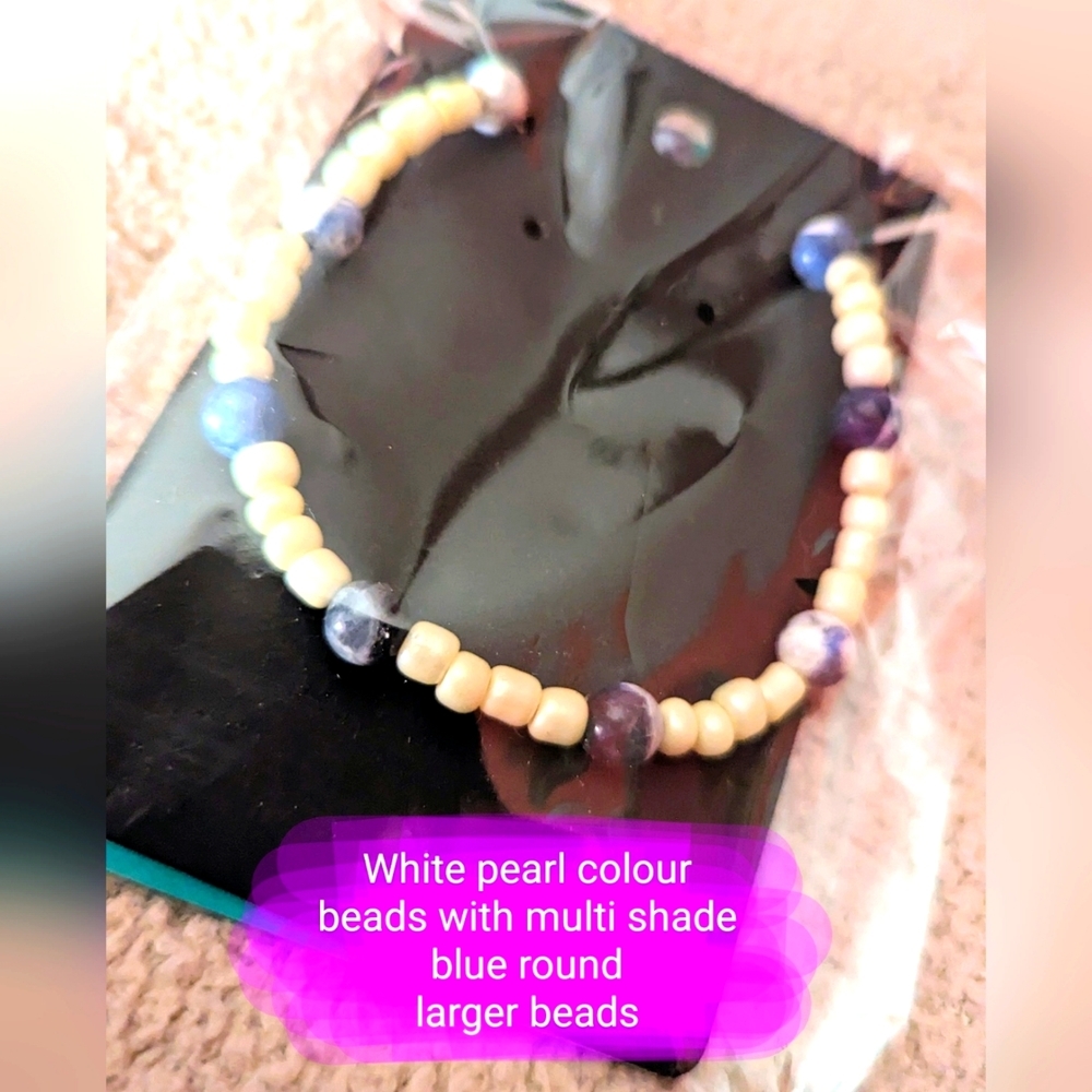 Earth Envy blue & white, handmade elastic band style bracelet, brand new in bag